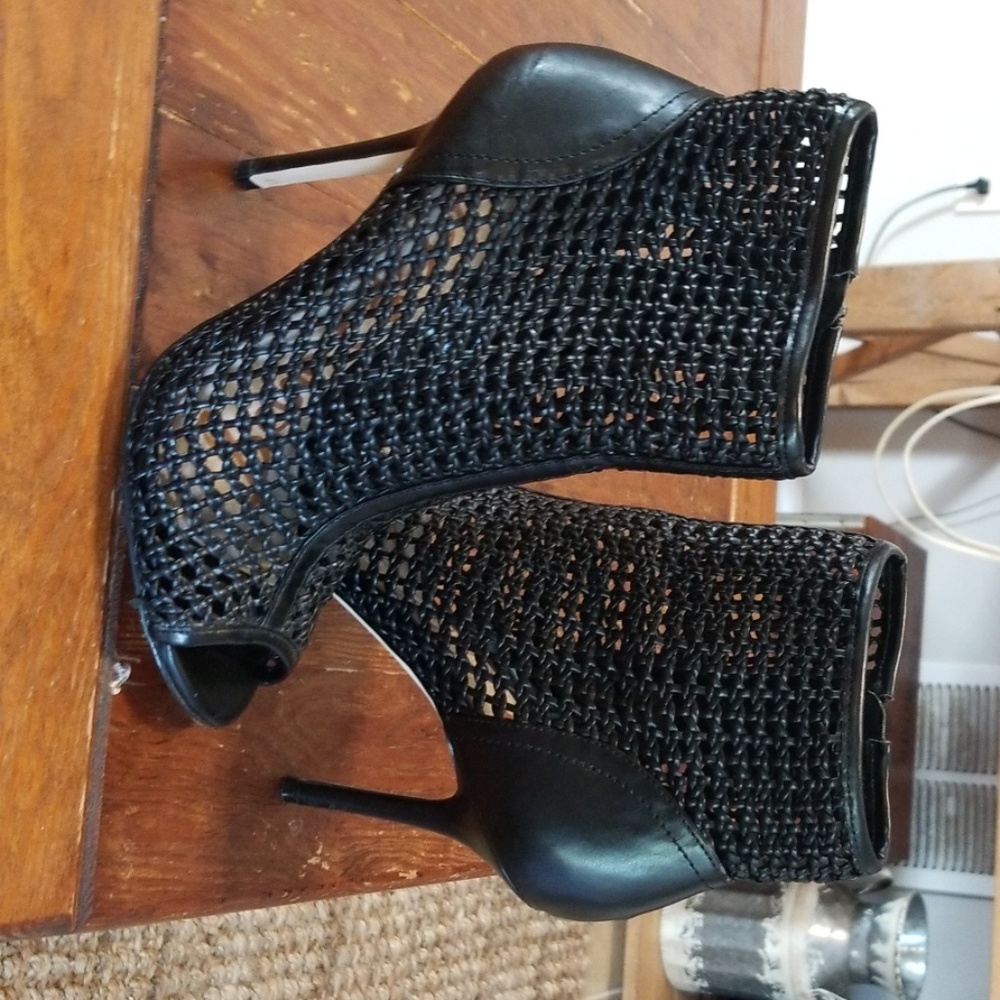 Sam Edelman Aubriana booties